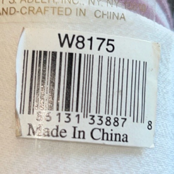 Vintage Kurt Adler porcelain holiday caroller in red velvet w/white fur trim-NWT - Picture 16 of 16